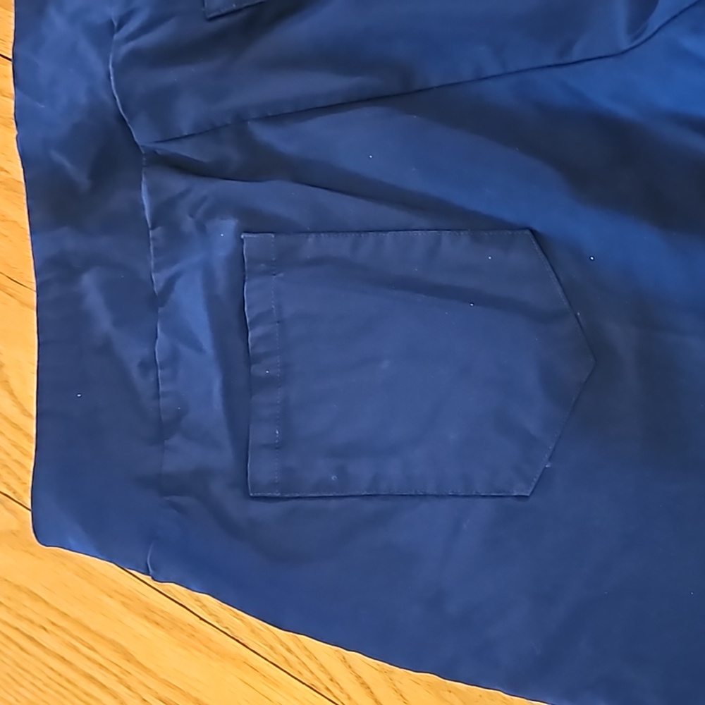 MAGELLAN'S SHORTS L NAVY BLUE BERMUDA POCKETS LIKE NEW - Picture 5 of 6